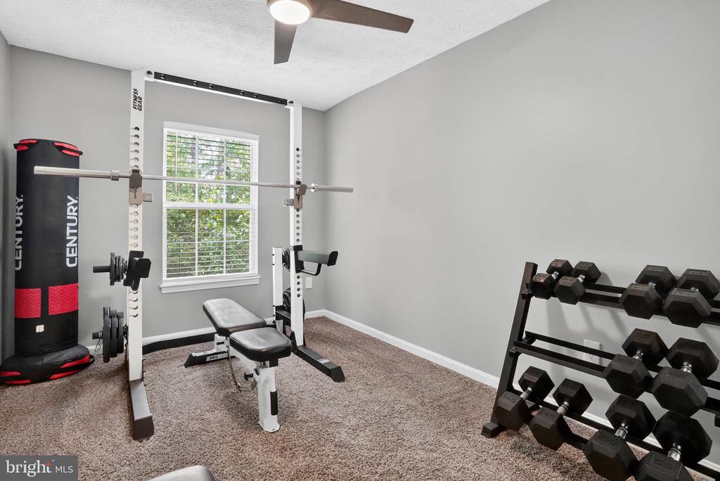 8031 BROOKSTONE COURT