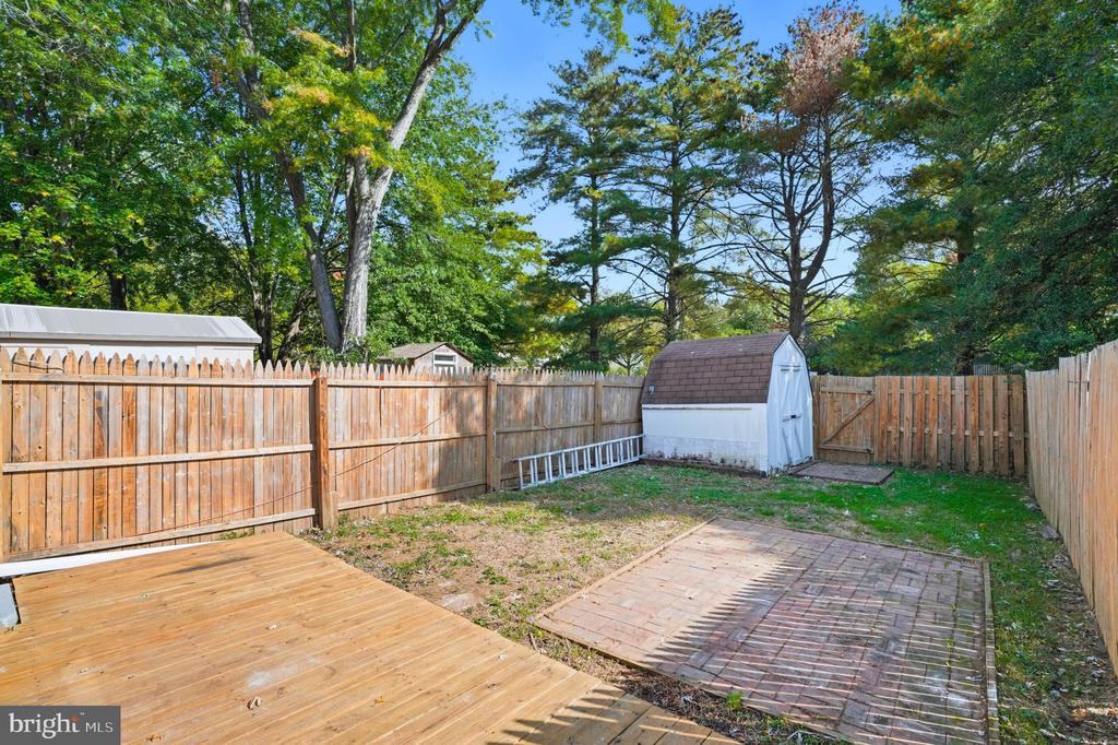 335 CHARRED OAK COURT