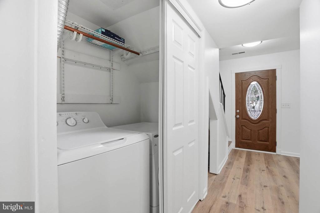 335 CHARRED OAK COURT