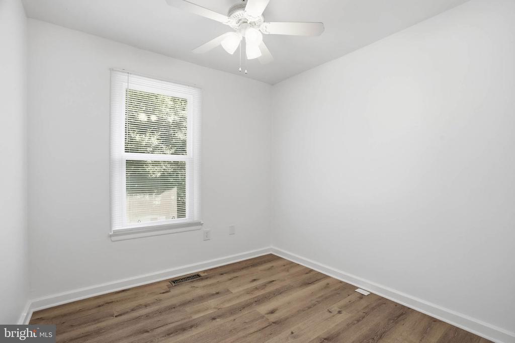 335 CHARRED OAK COURT