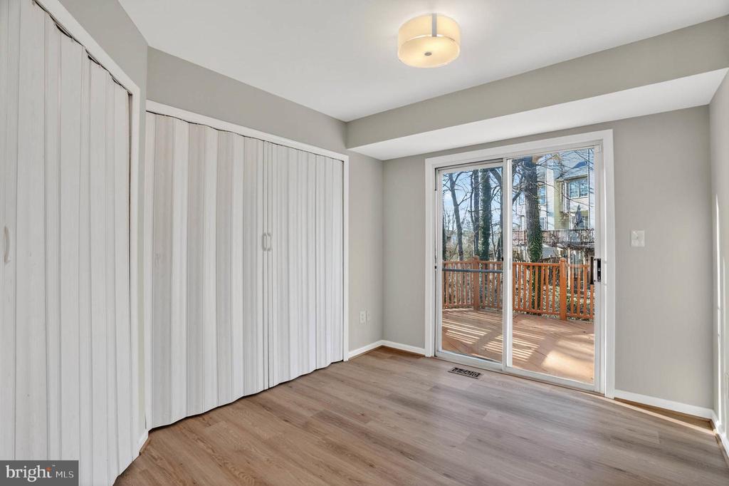 8608 WOODLAND MANOR DRIVE