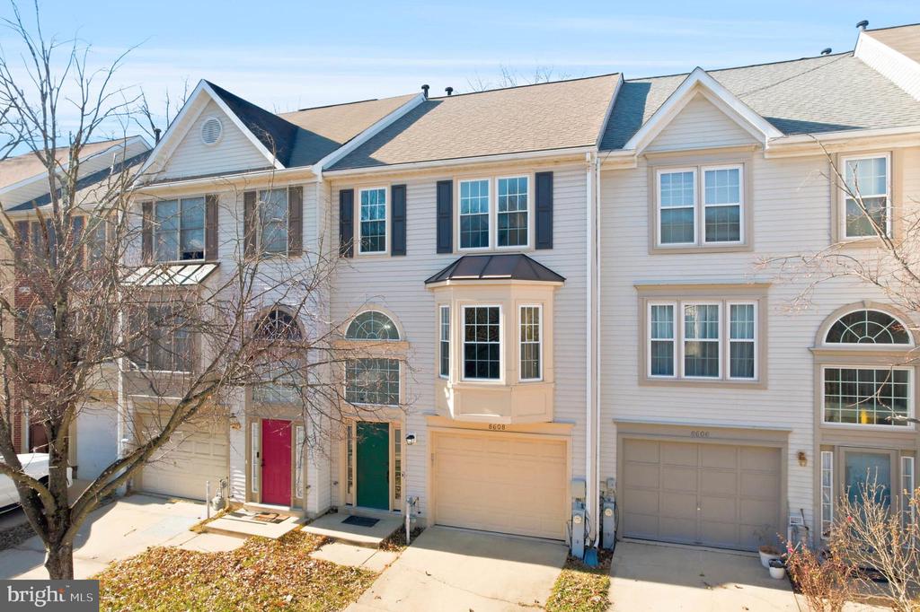 8608 WOODLAND MANOR DRIVE