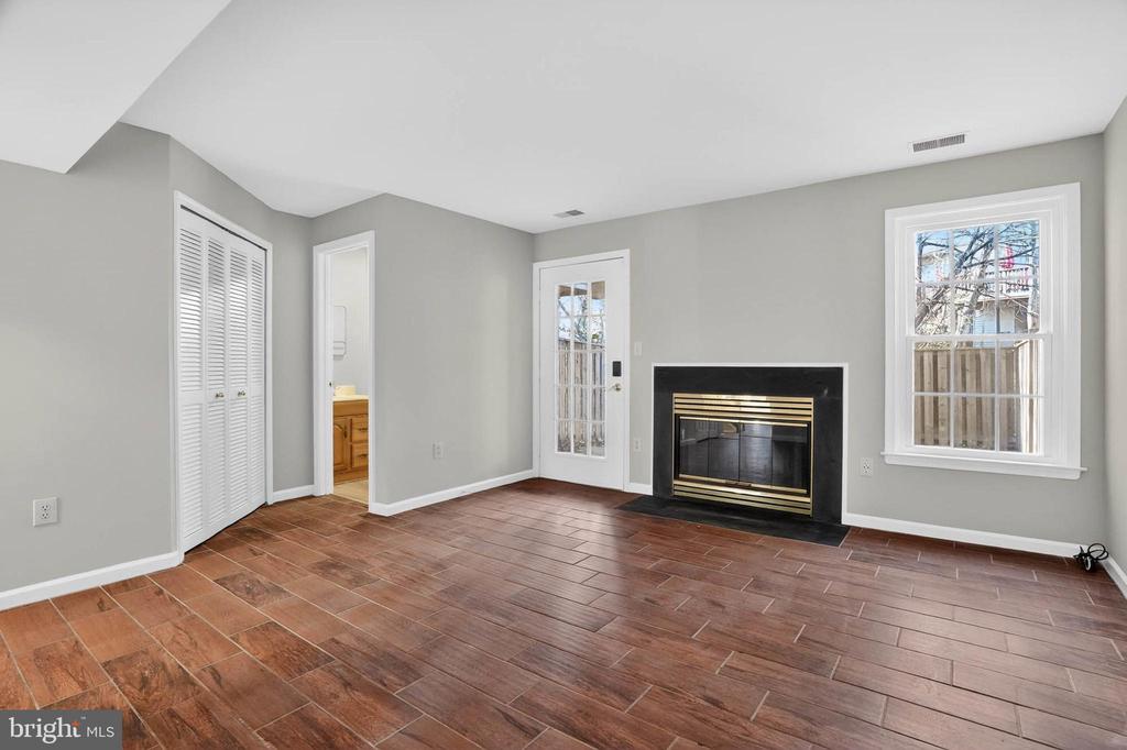 8608 WOODLAND MANOR DRIVE