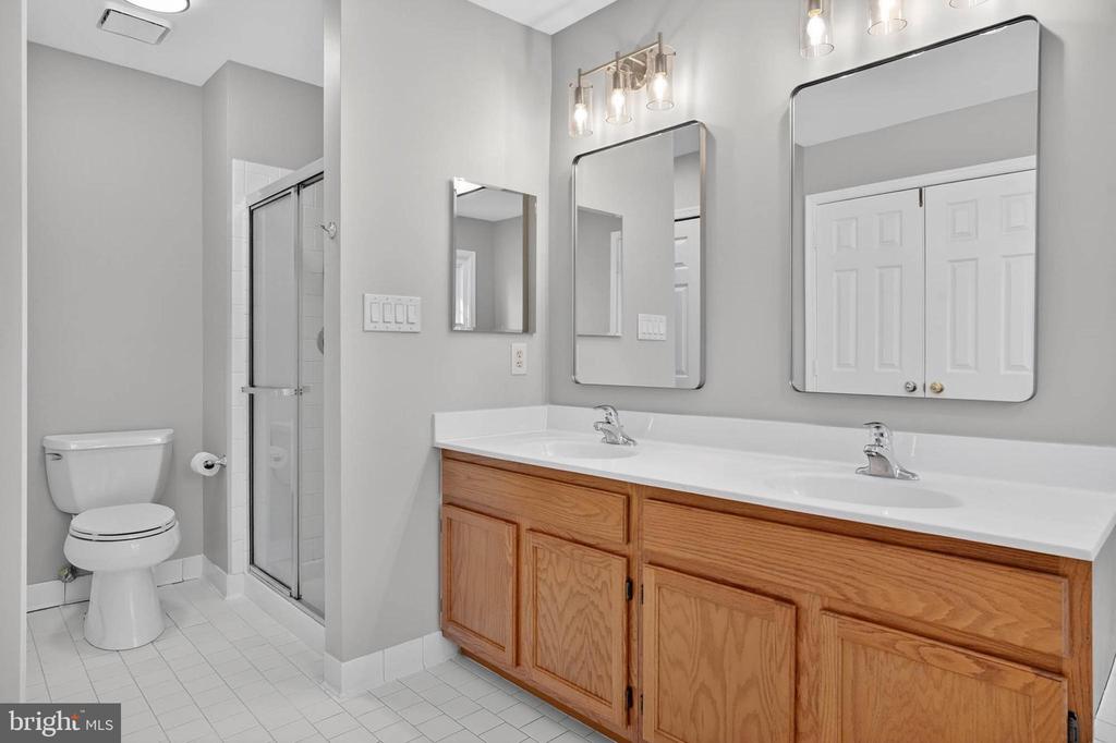 8608 WOODLAND MANOR DRIVE