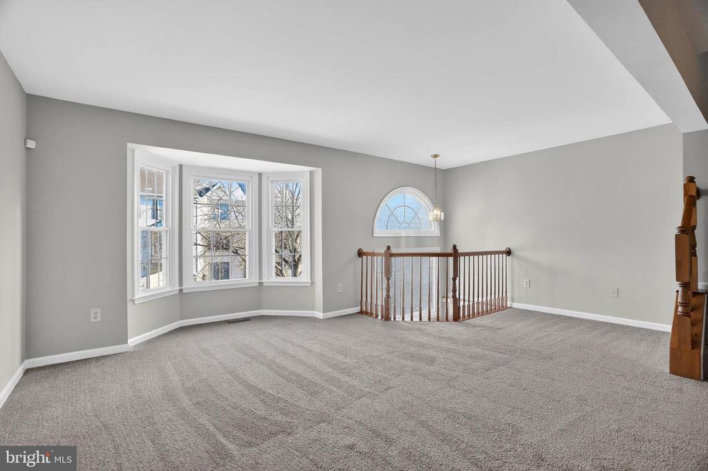 8608 WOODLAND MANOR DRIVE