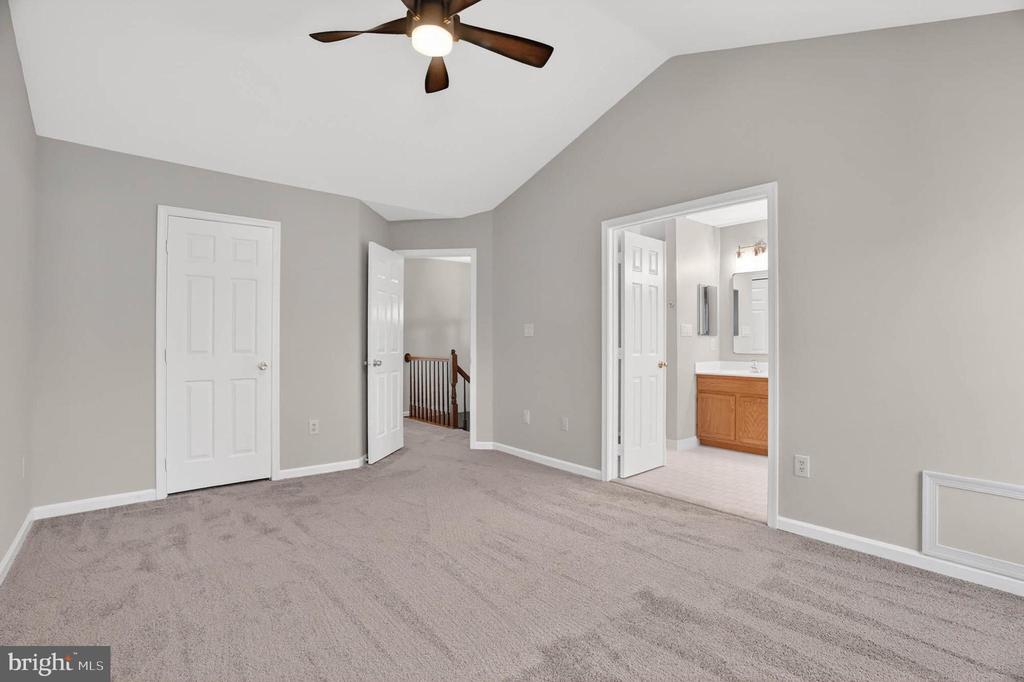 8608 WOODLAND MANOR DRIVE