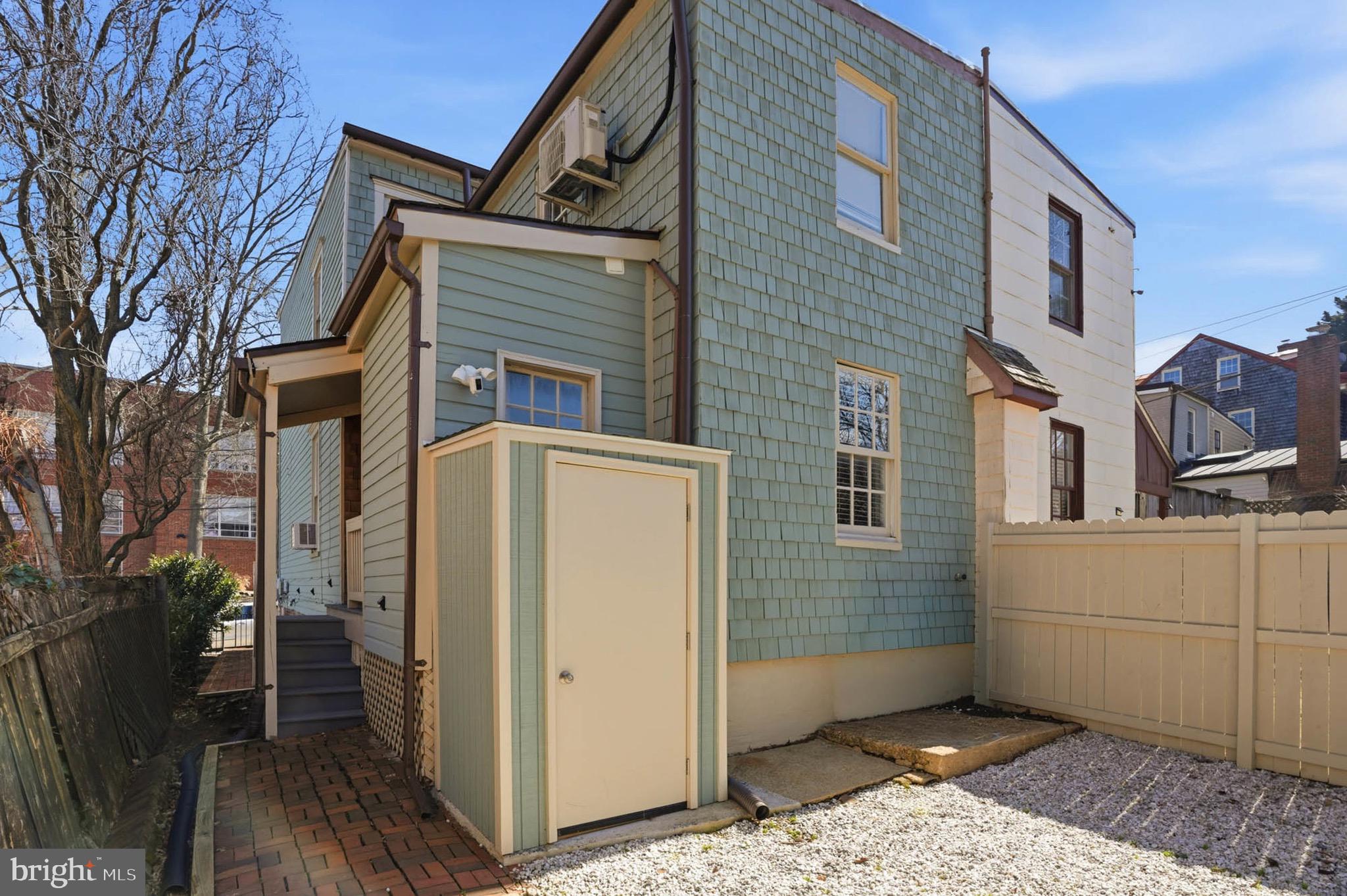 179 GREEN STREET