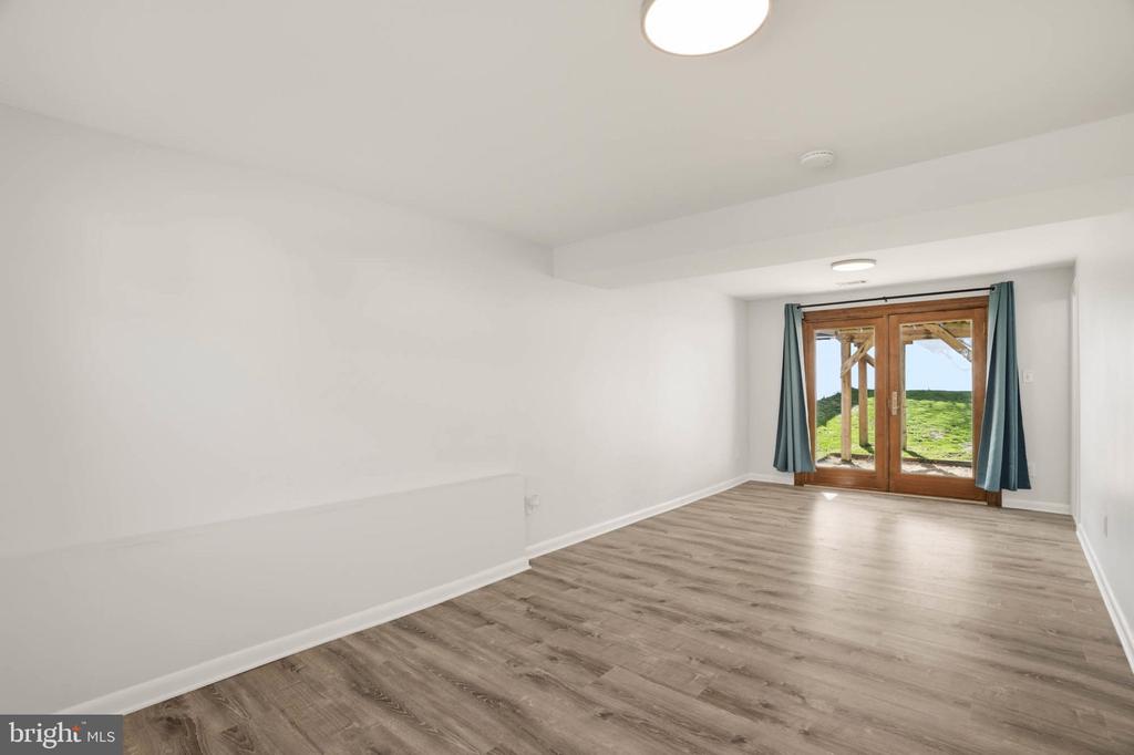 7897 PAVILION DRIVE