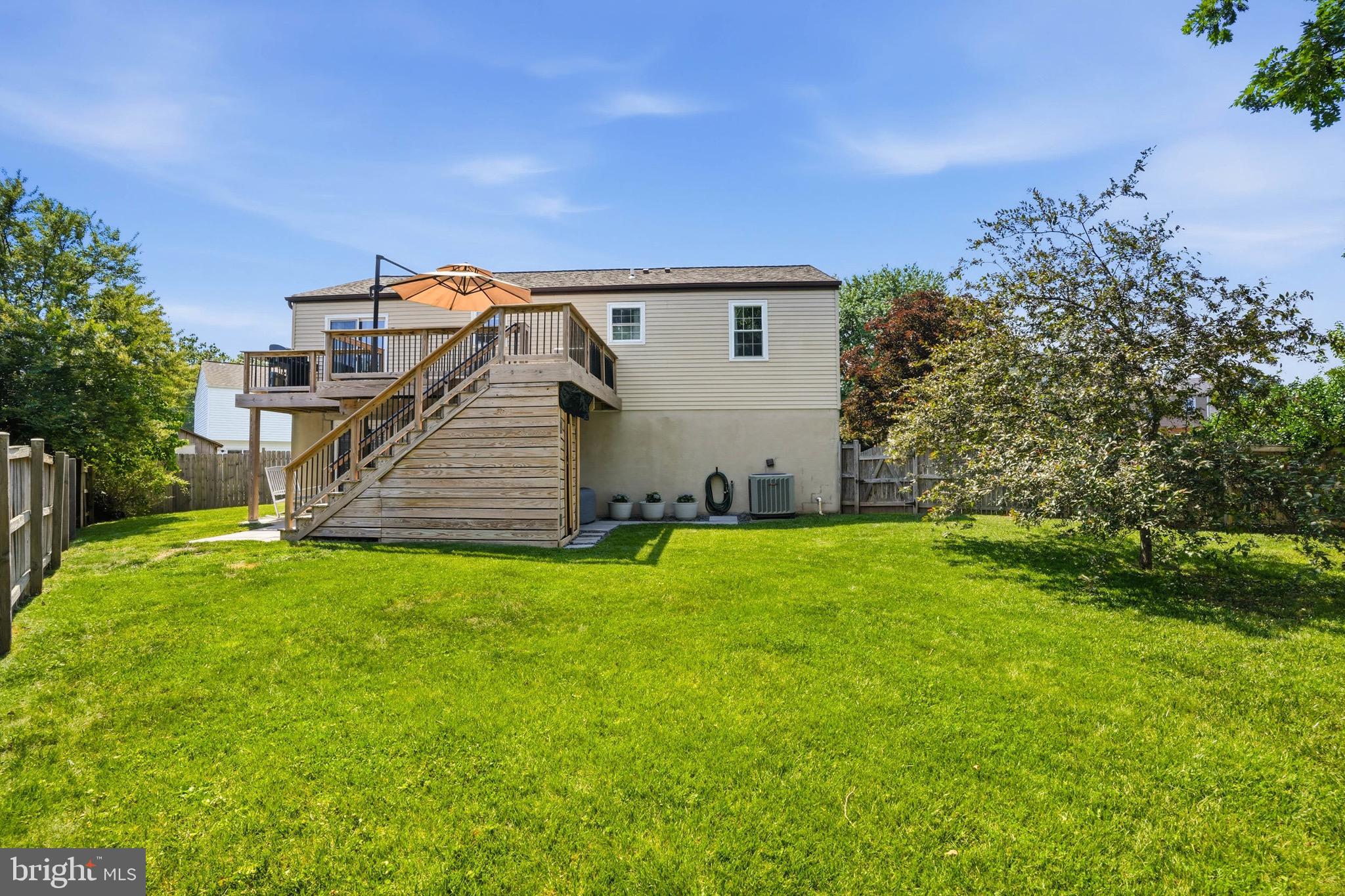 807 OAKWOOD ROAD