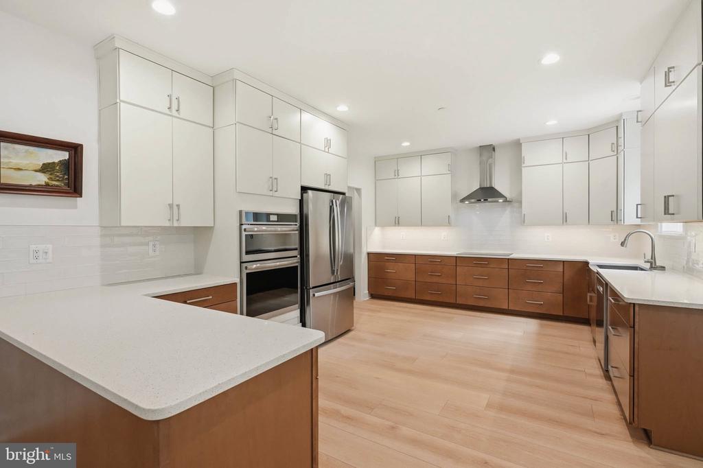 1392 BALTIMORE -ANNAPOLIS BOULEVARD