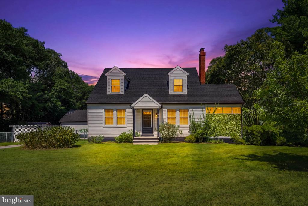 32 POLLING HOUSE RD ROAD