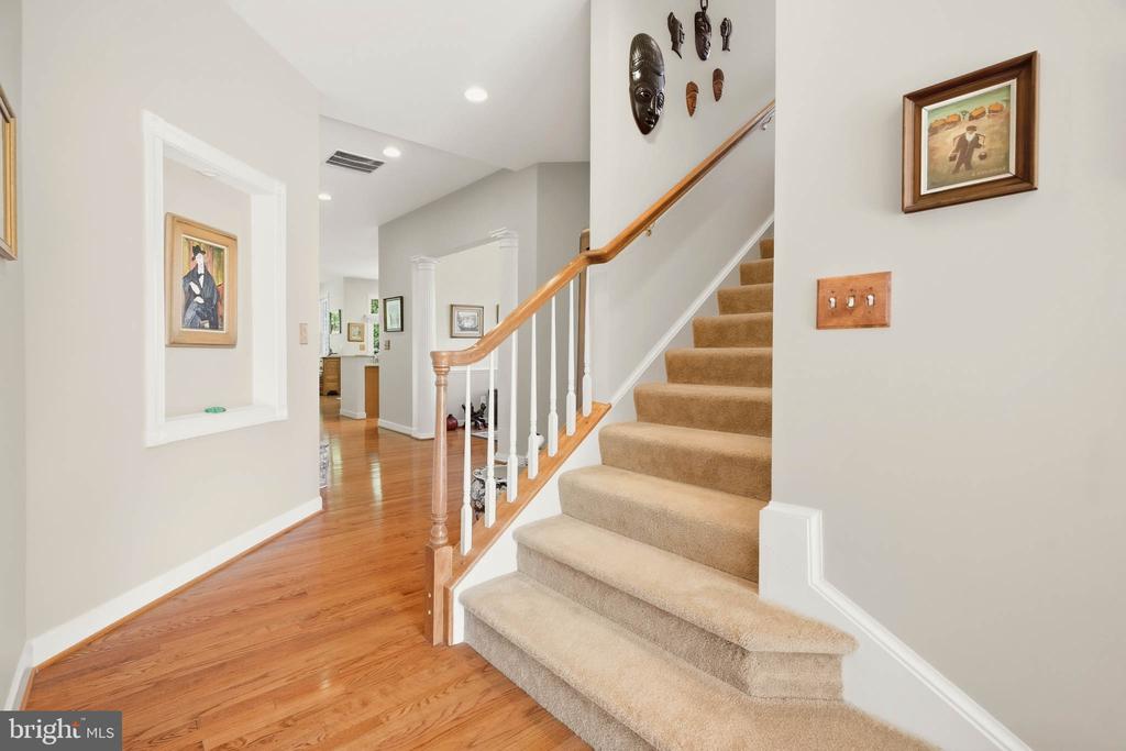1212 WHETSTONE DRIVE