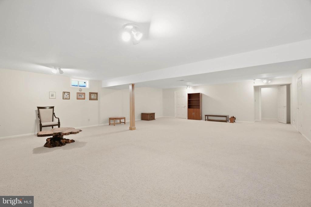 1212 WHETSTONE DRIVE