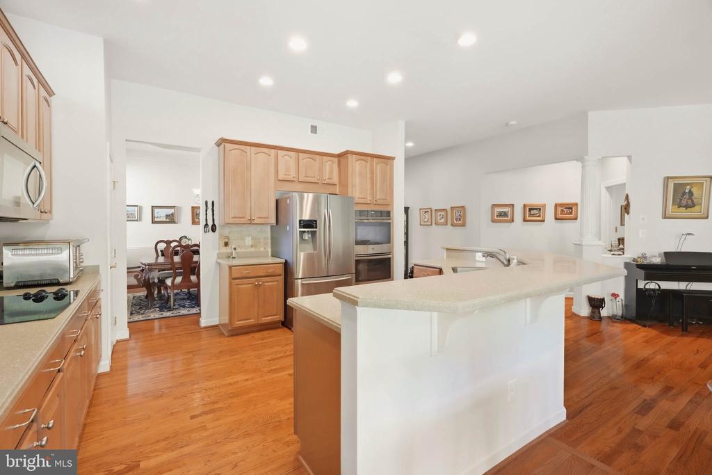 1212 WHETSTONE DRIVE
