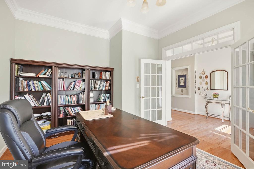 1212 WHETSTONE DRIVE