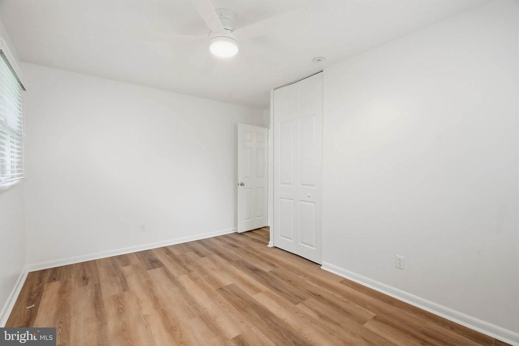 201 CEDAR LANE