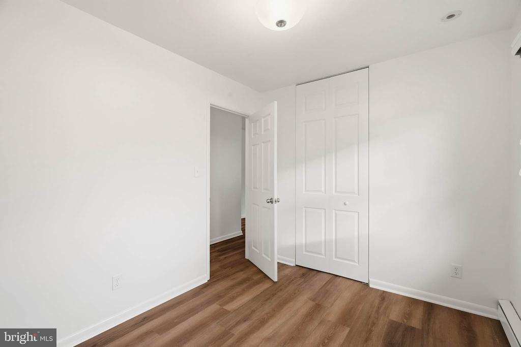 201 CEDAR LANE