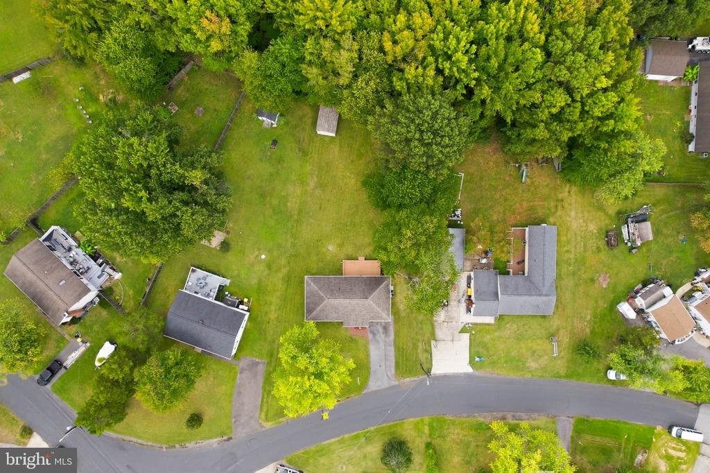 201 CEDAR LANE