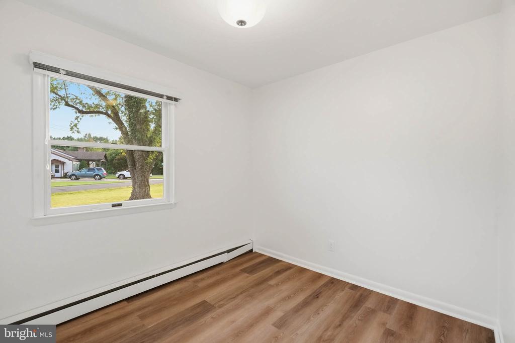 201 CEDAR LANE