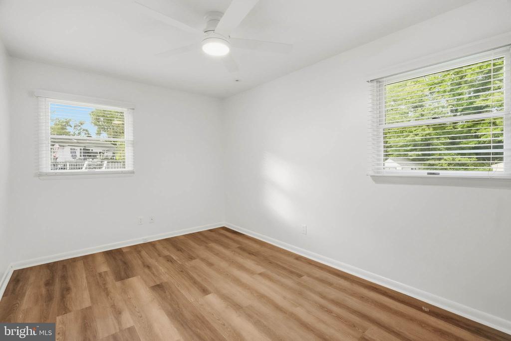 201 CEDAR LANE