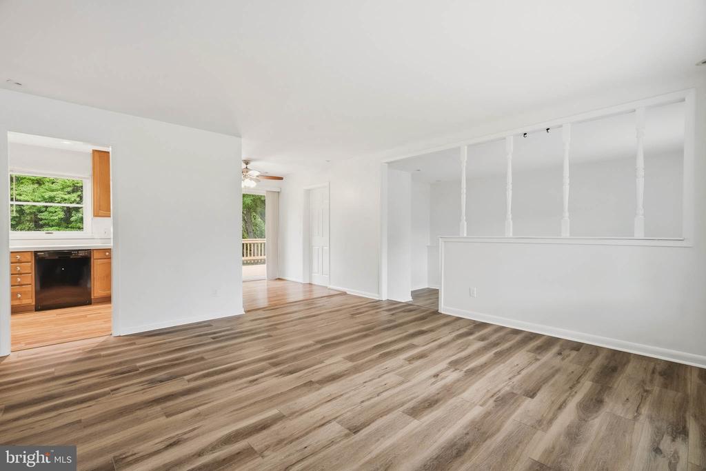 201 CEDAR LANE