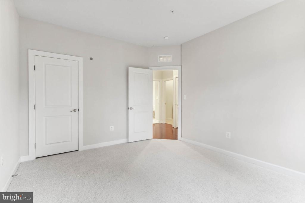 32 Wedge Way #11