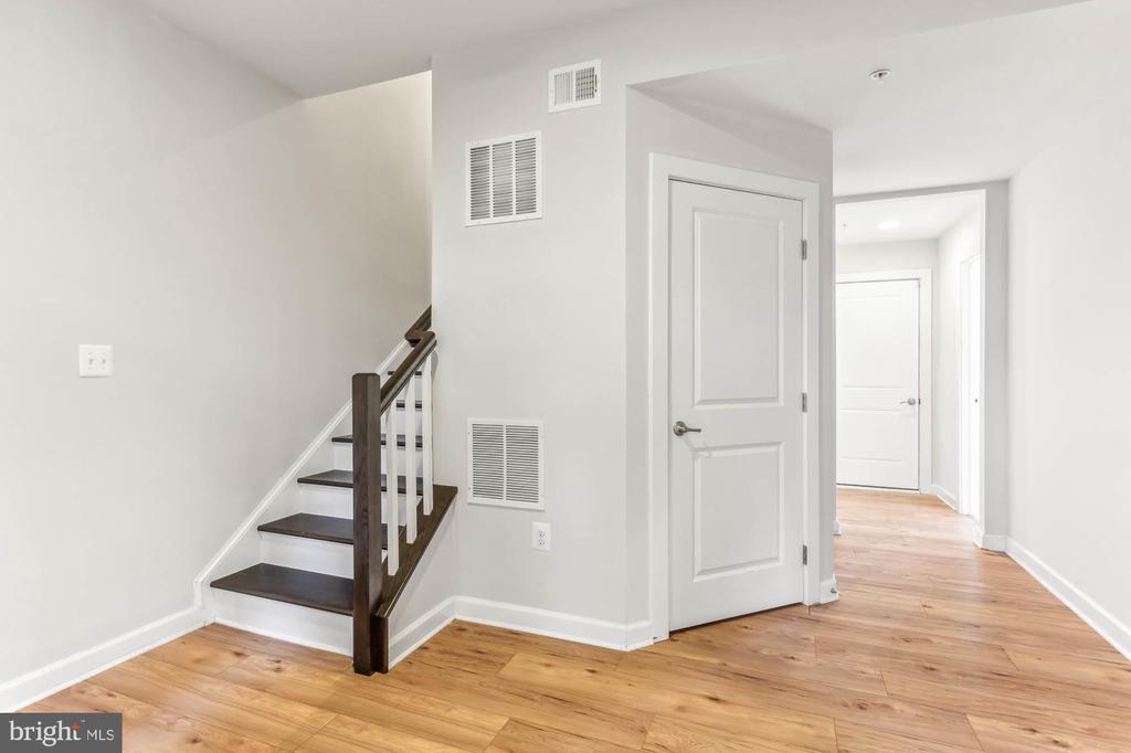 32 Wedge Way #11