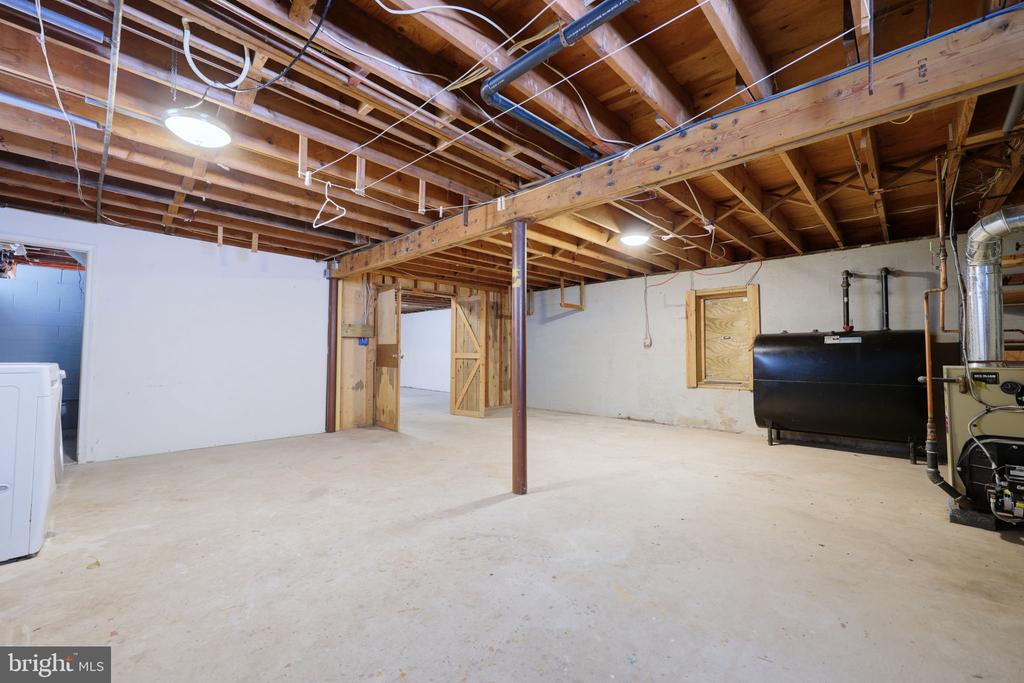 5807 Farmview Ave
