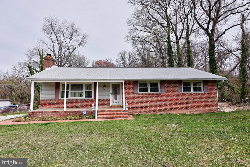 5807 Farmview Ave