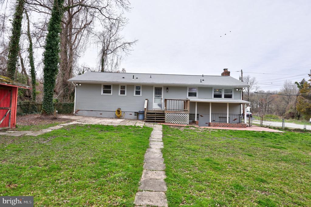 5807 Farmview Ave