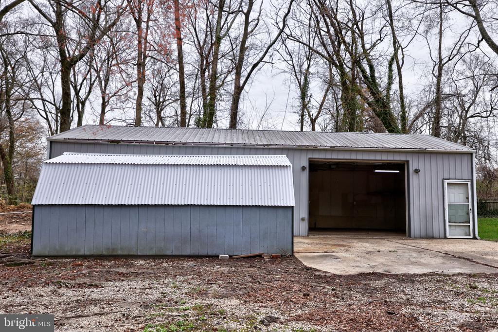5807 Farmview Ave