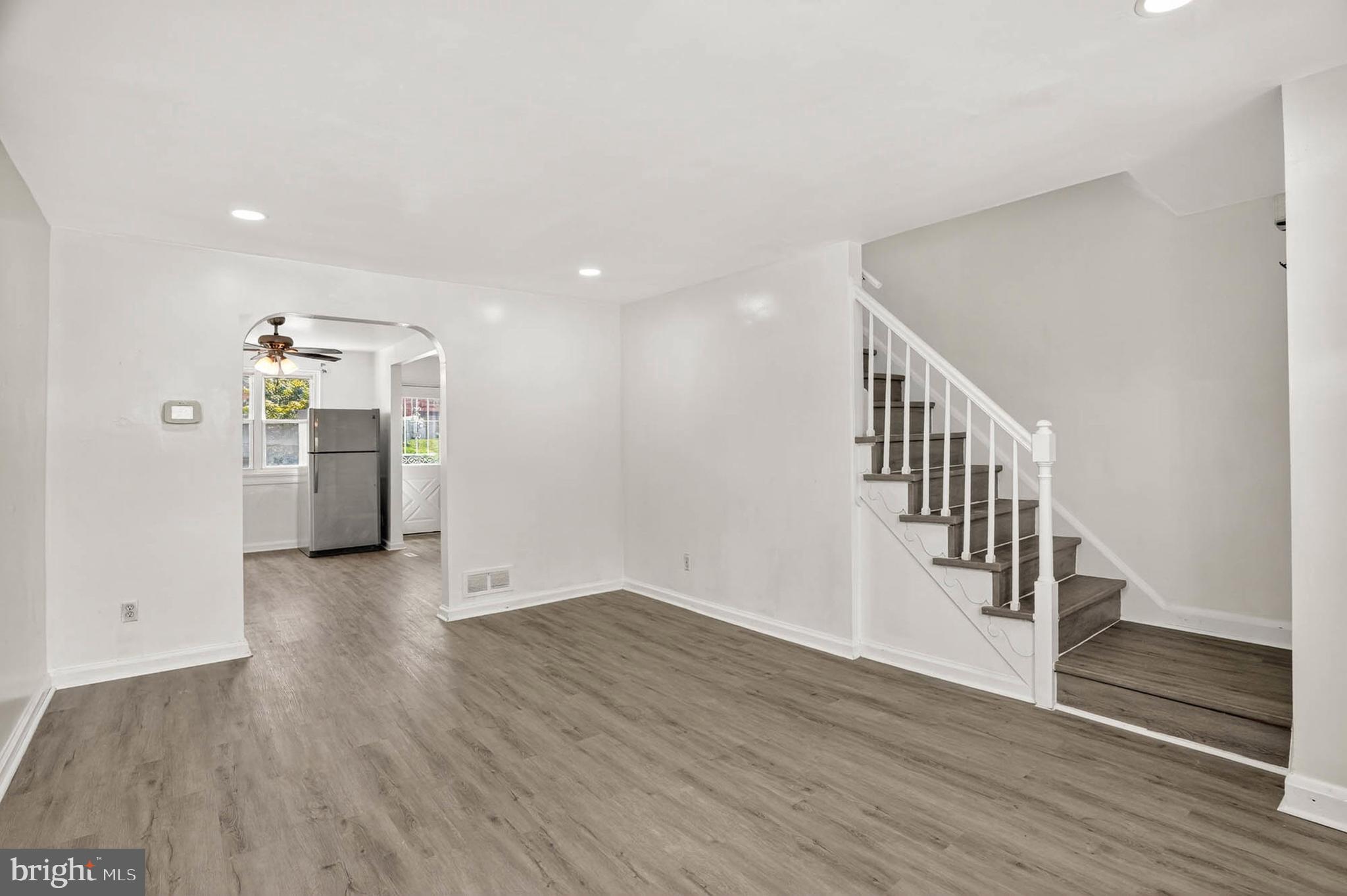 5427 Channing Rd