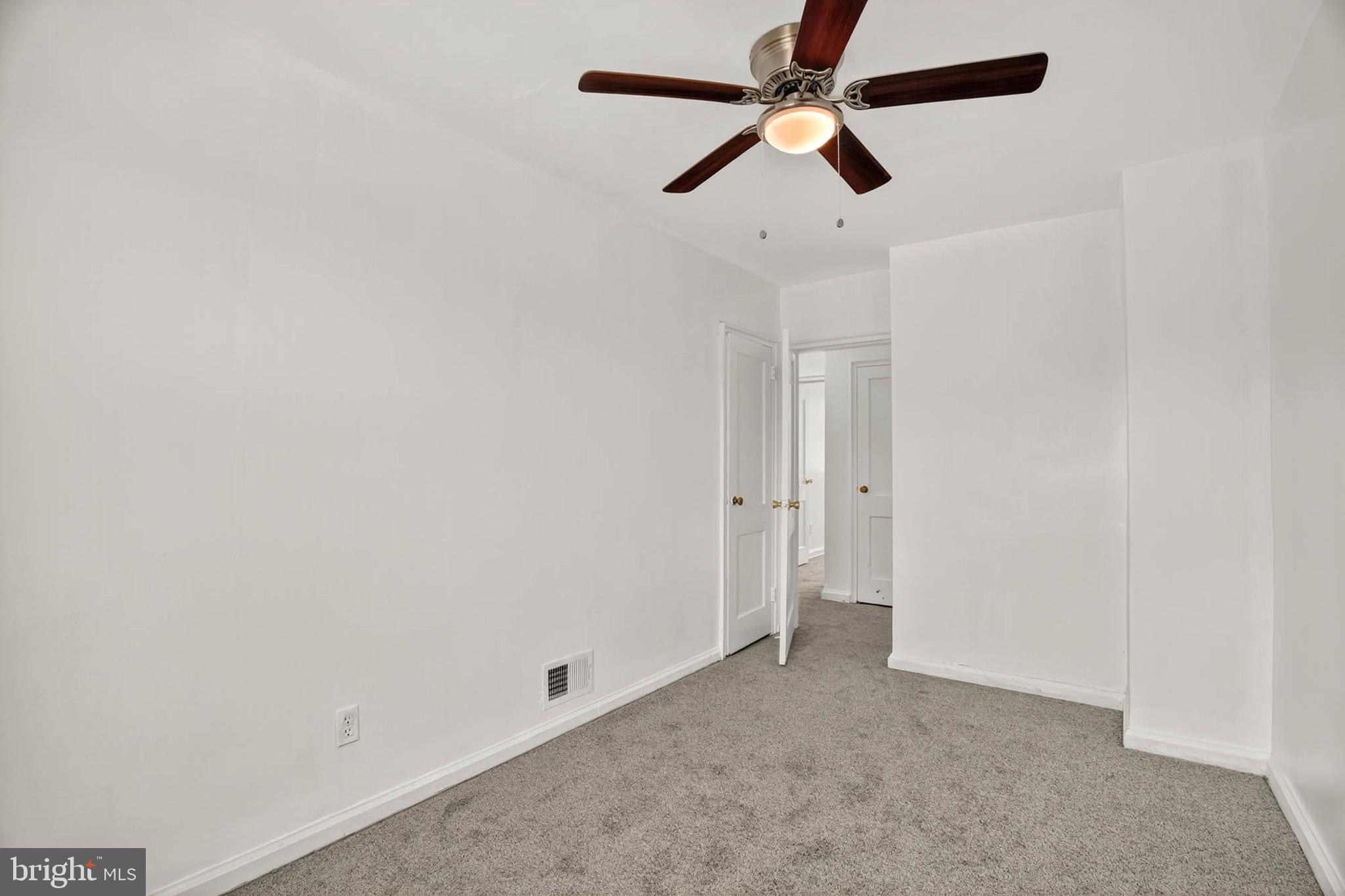 5427 Channing Rd