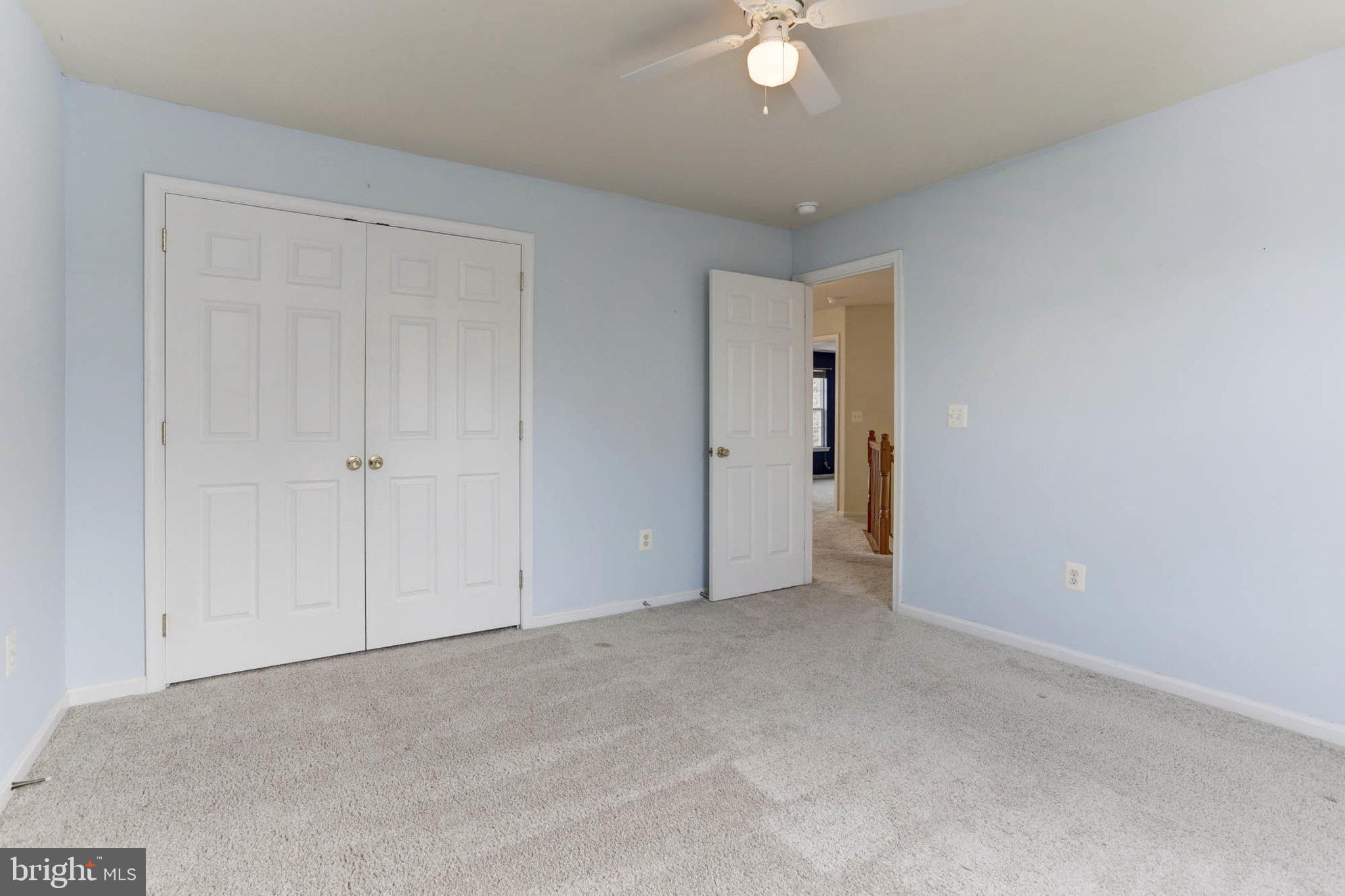 951 Fairwood Ln