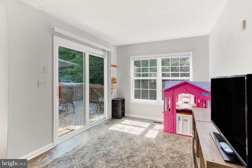 8253 Silverton Ct