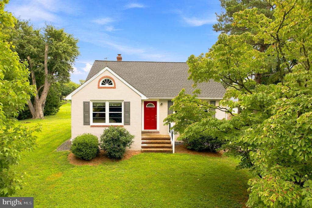 8609 SOLOMONS ISLAND ROAD