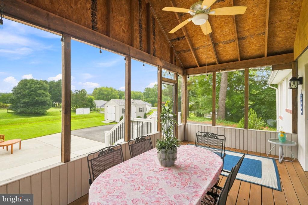 8609 SOLOMONS ISLAND ROAD