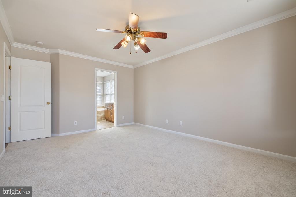 8830 Chiswick Ct