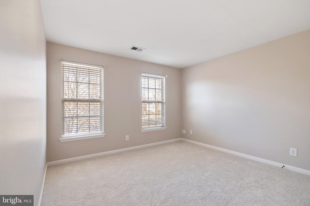8830 Chiswick Ct