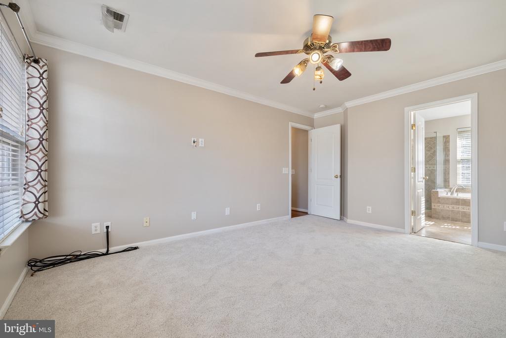 8830 Chiswick Ct