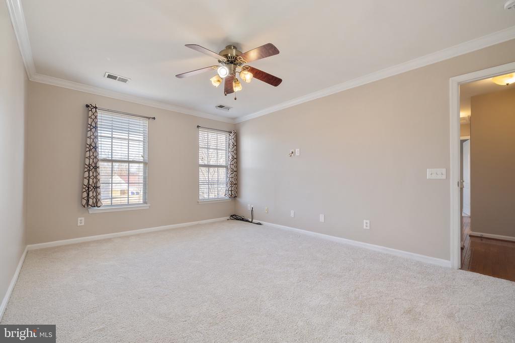8830 Chiswick Ct