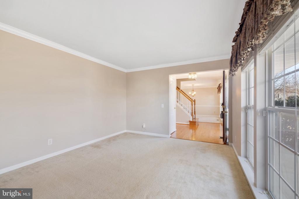 8830 Chiswick Ct