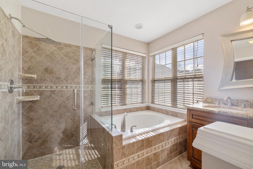 8830 Chiswick Ct