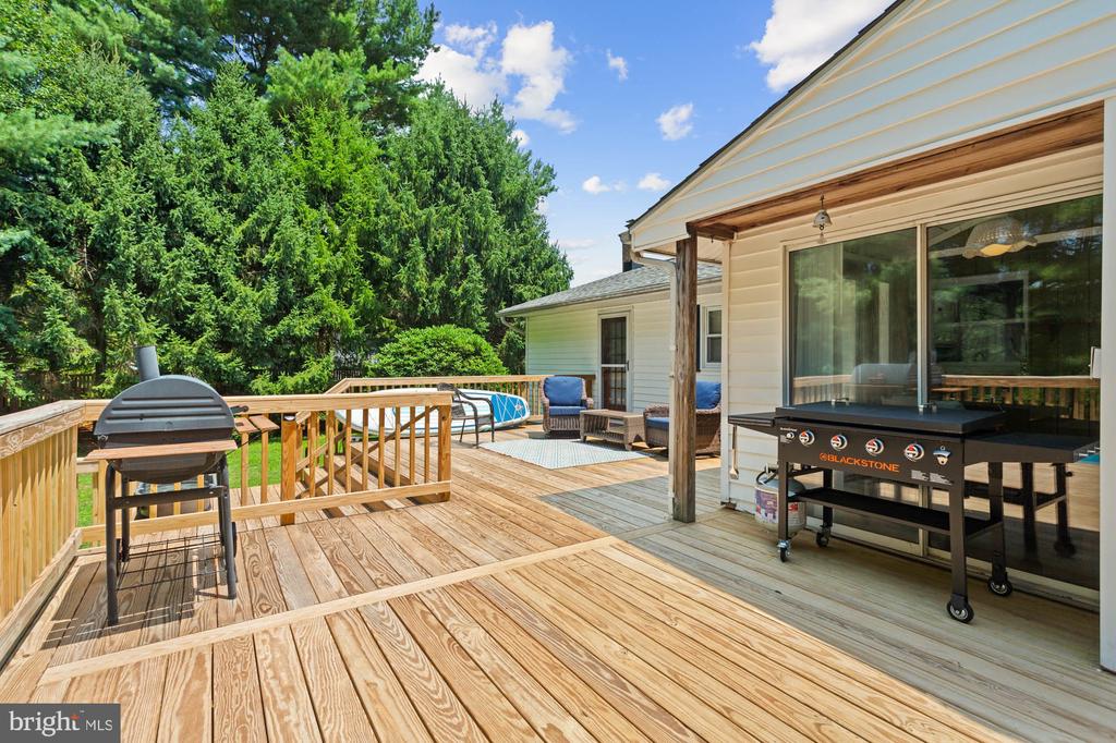 3988 Robin Hood Way
