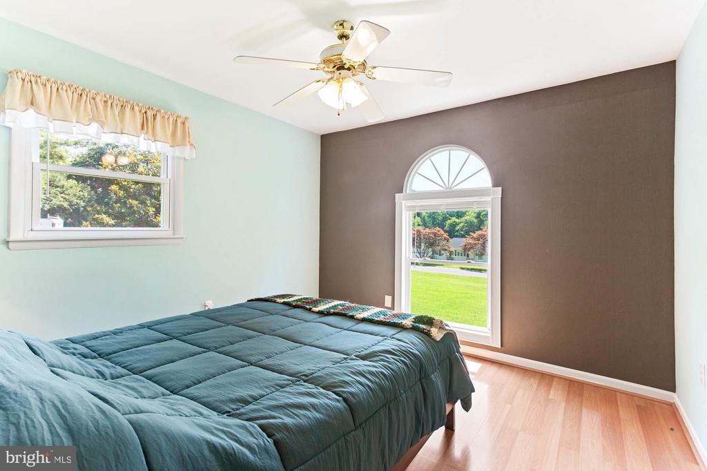 3988 Robin Hood Way