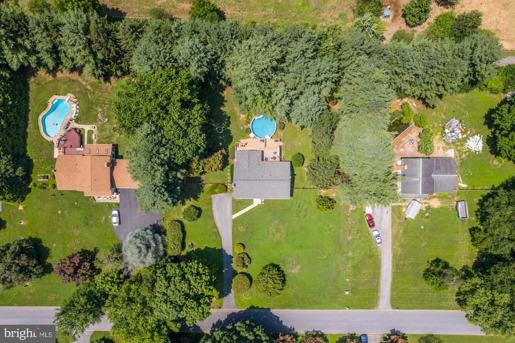3988 Robin Hood Way