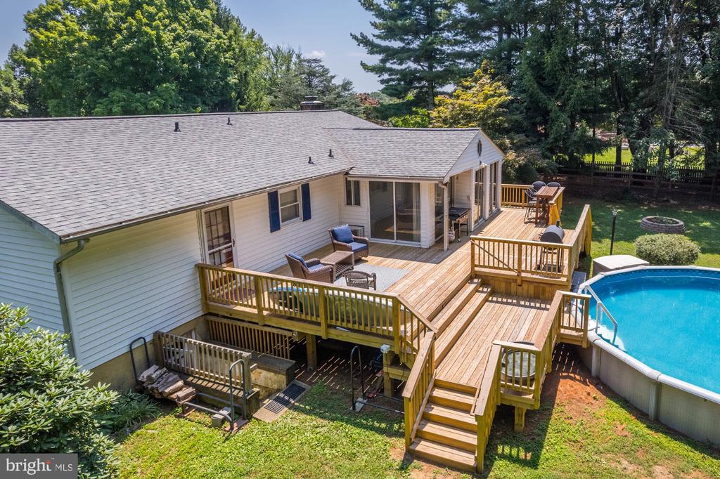 3988 Robin Hood Way
