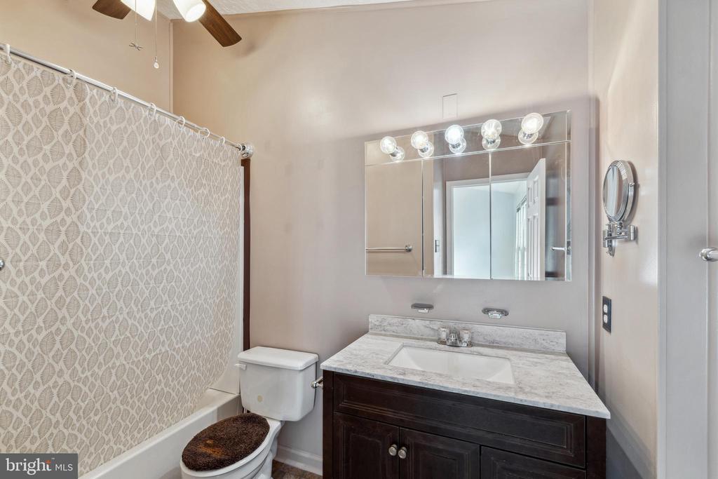 168 Branchwood Ct