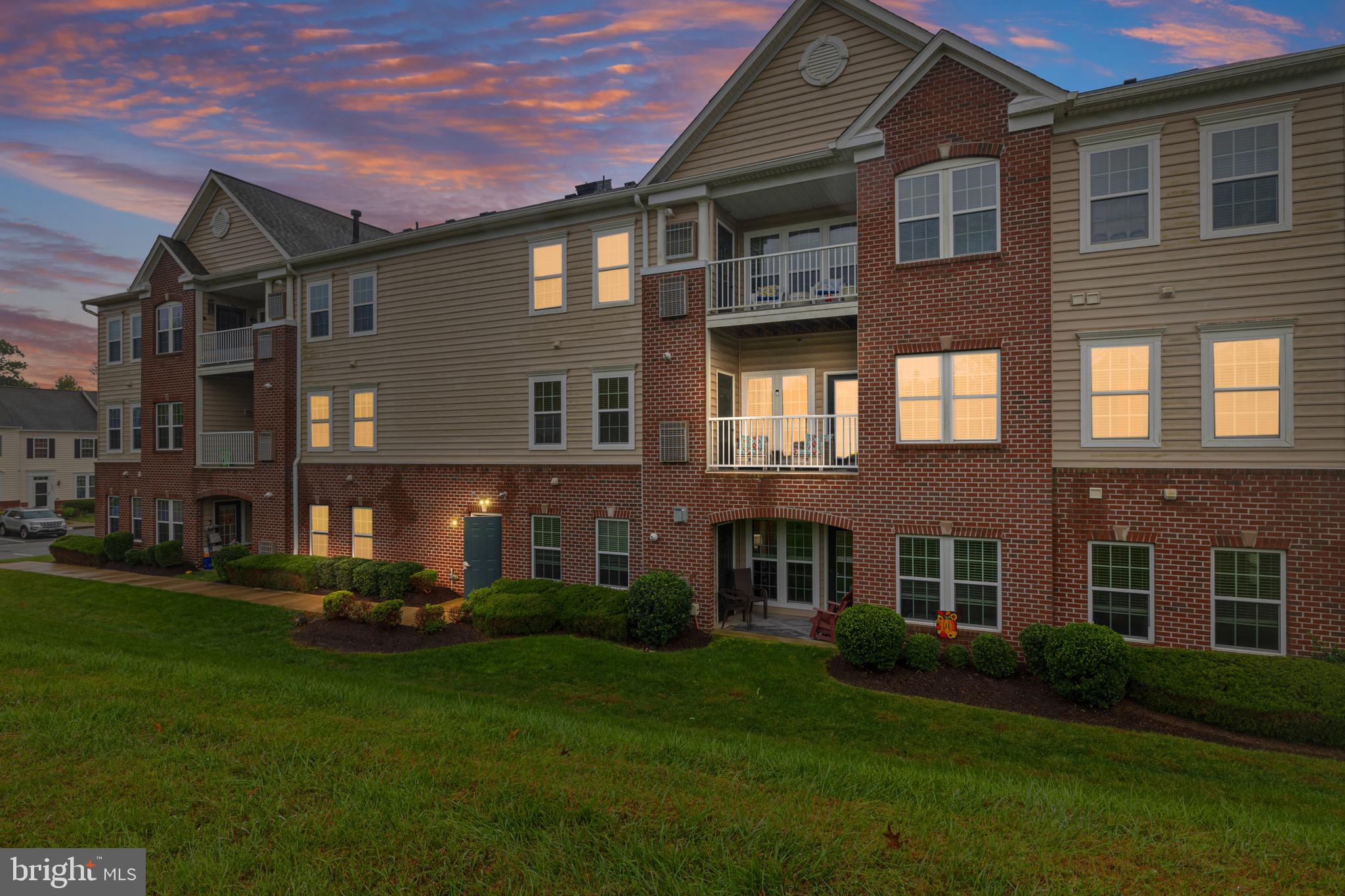 300 LOTHIAN WAY 202