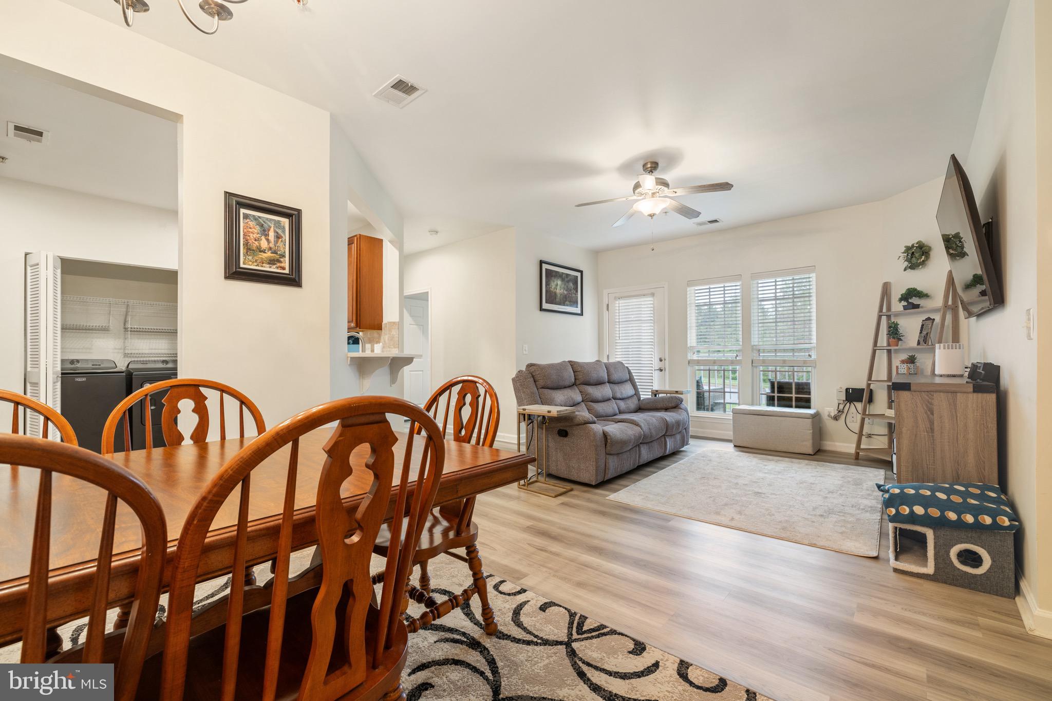 300 LOTHIAN WAY 202